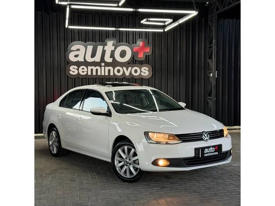 VOLKSWAGEN JETTA 2.0 COMFORTLINE FLEX 4P TIPTRONIC VOLKSWAGEN JETTA 2.0 COMFORTLINE FLEX 4P TIPTRONIC